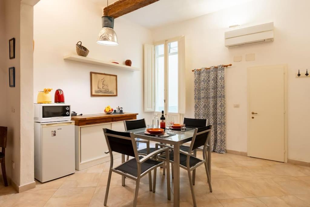 Keys Of Italy - Pilastri 24 - City Center Studio Perfect For Couples Florence Buitenkant foto